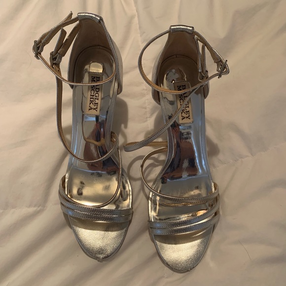 Silver Wedding / Prom Wedge Heels 7.5 - Picture 3 of 5